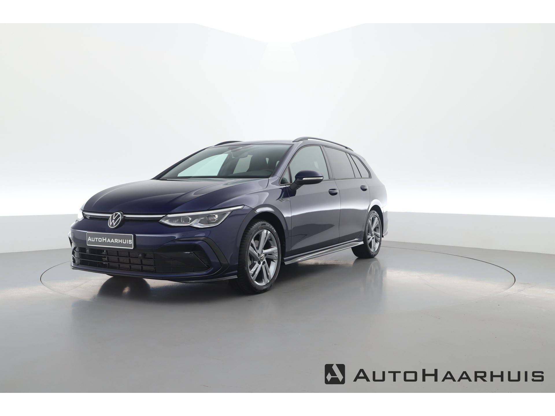 Volkswagen Golf variant 1.5 <br>eTSI R-Line DSG | Navi by App <br>| Camera | Elek. Trekhaak