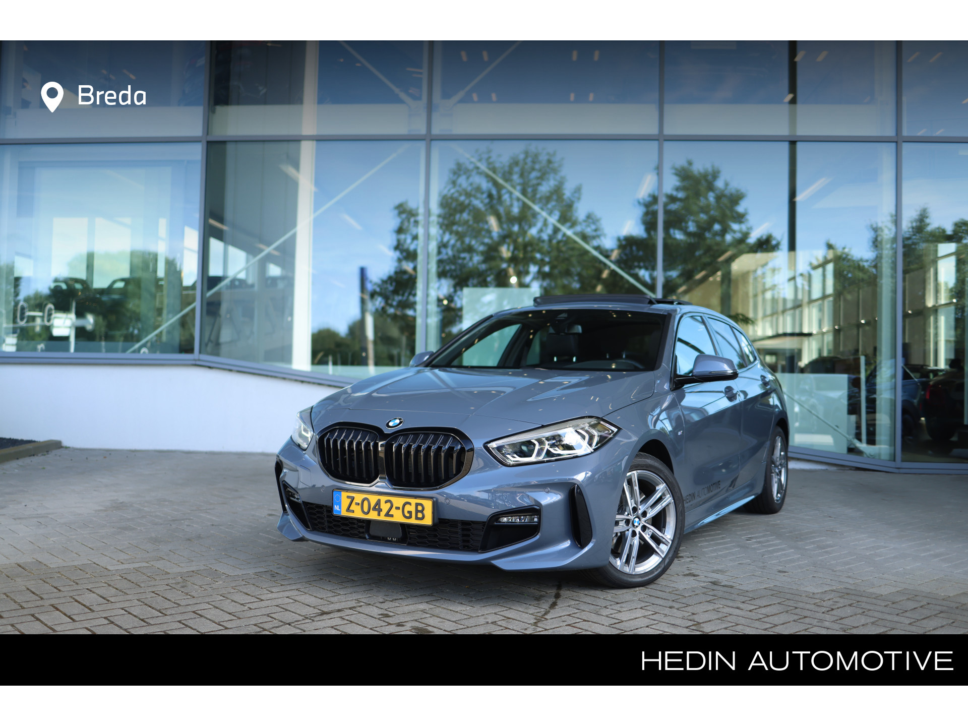 Bmw 1-serie 118i Executive | <br>M-Sport | HiFi | PDC | <br>Panoramadak elektris